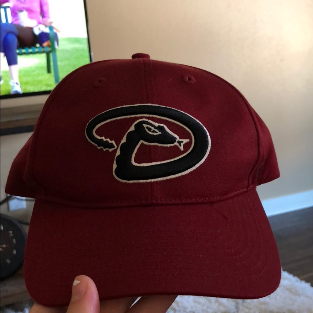 Diamondbacks hat :)